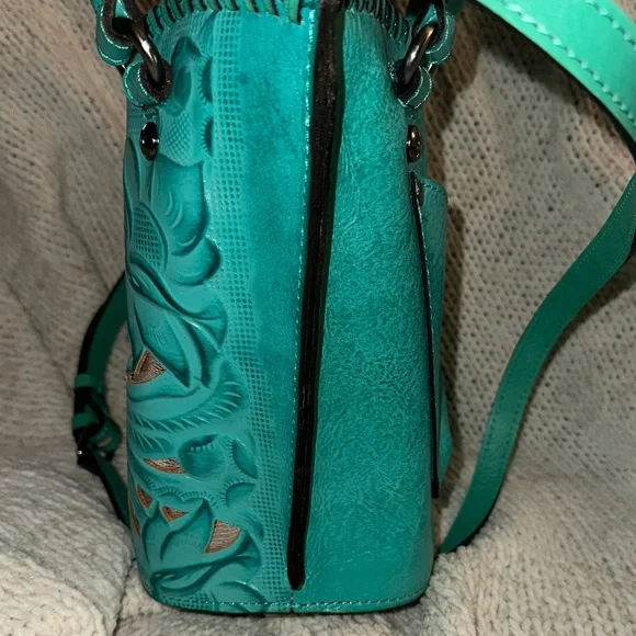 💙Patricia Nash Turquoise Crossbody Purse - Picture 15 of 16